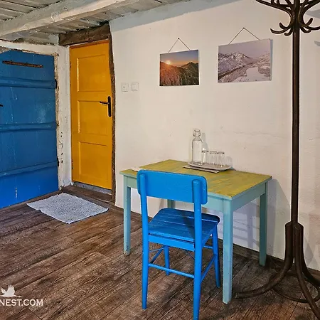 The Old Nest 3*