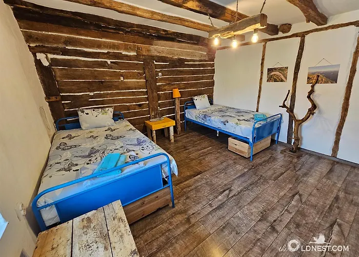 The Old Nest 3* Madzharovo