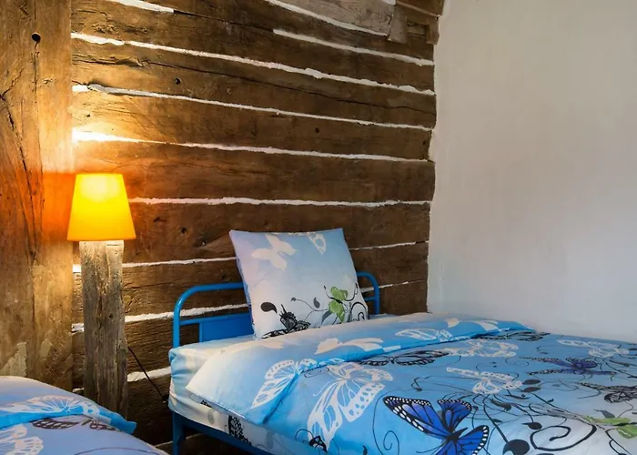 Guest house The Old Nest